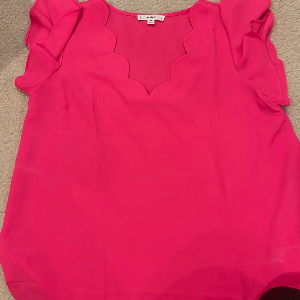 Ruffle sleeve blouse